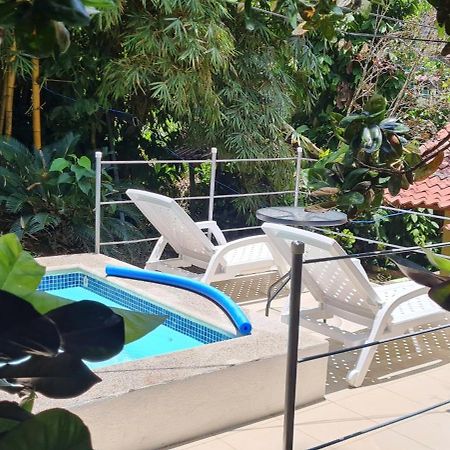 Jungle Beach Bungalow With Ac & Fiber Optic Puerto Viejo de Talamanca Екстер'єр фото