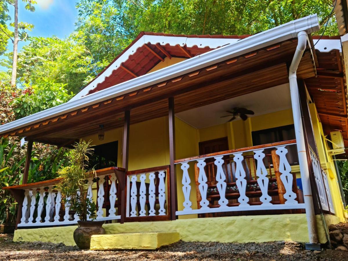 Jungle Beach Bungalow With Ac & Fiber Optic Puerto Viejo de Talamanca Екстер'єр фото